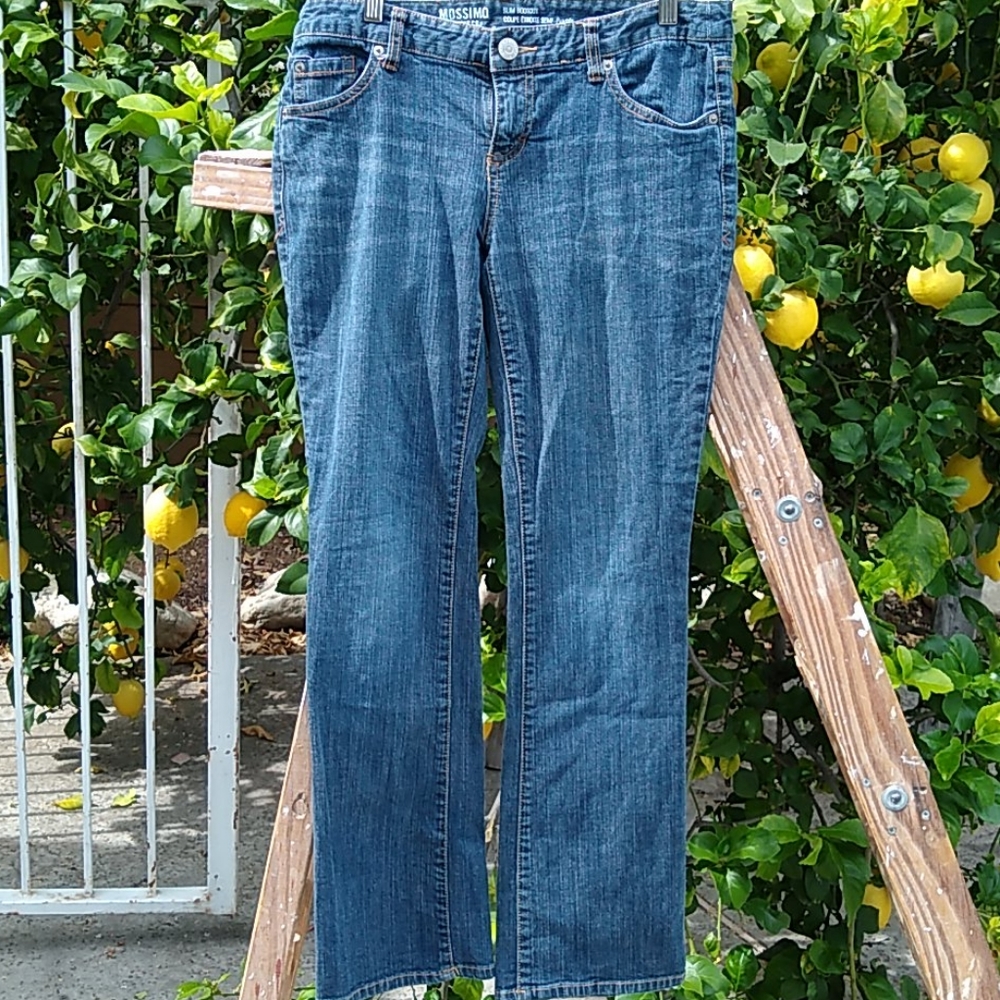 Mossimo Slim Bootcut Jean Size 9